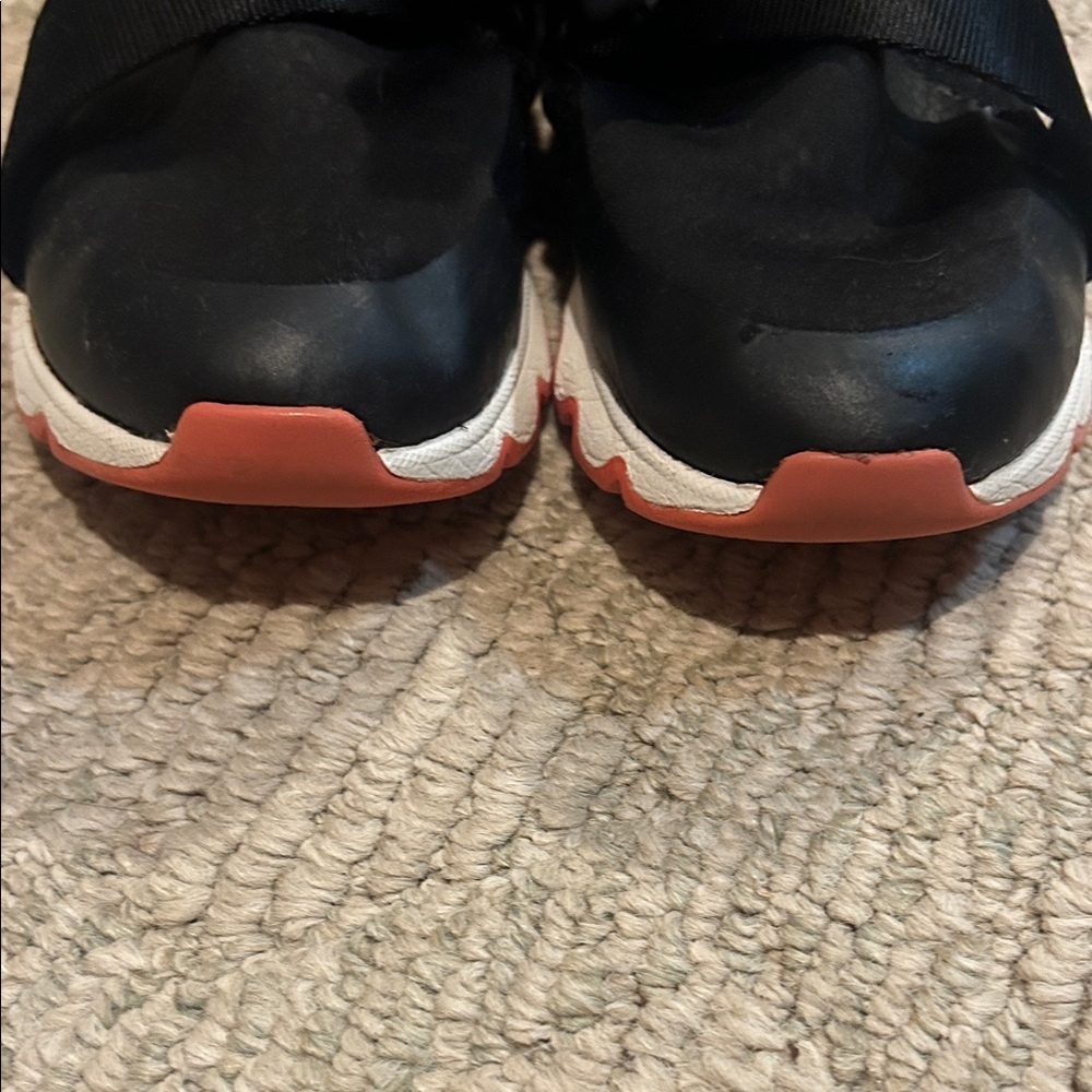 Sorel Stylish Black and Red Womens Shoes - Picture 7 of 10
